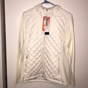 Size medium creme Merrell jacket bwnt